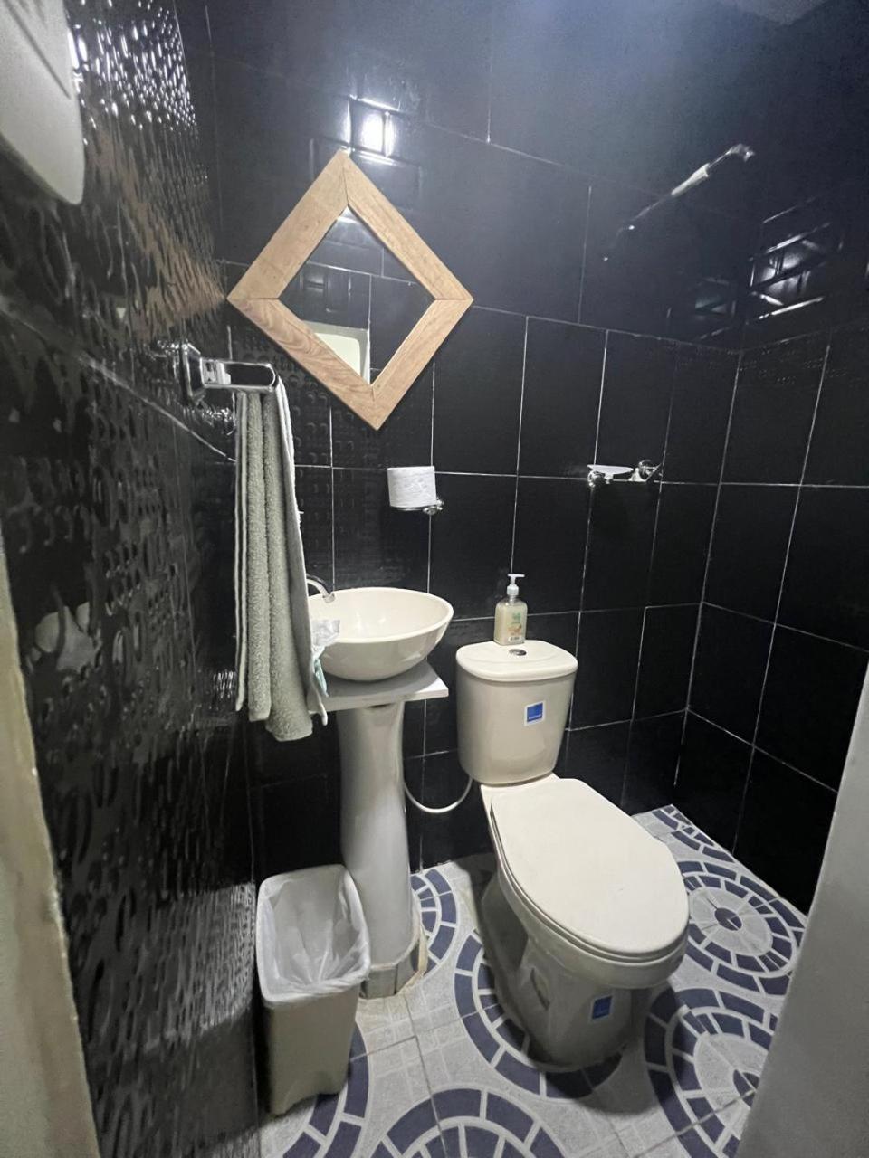 Hostal La Muralla Getsemani Cartagena Екстер'єр фото